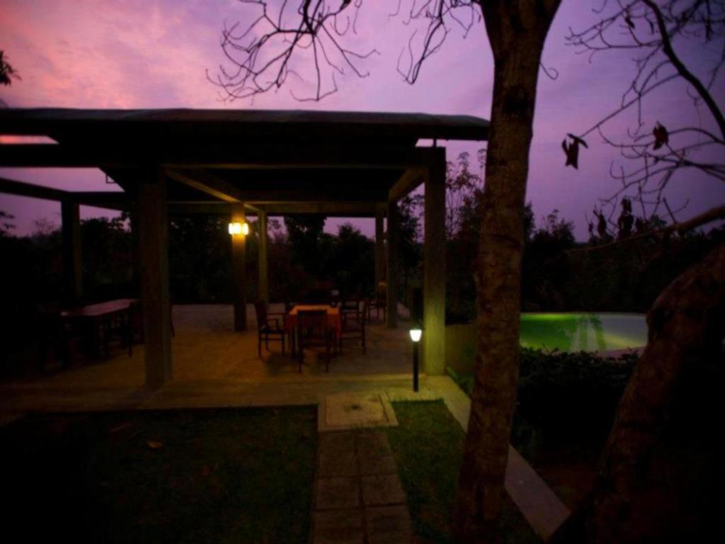 Mangrove Escapes Resort Бентота Экстерьер фото