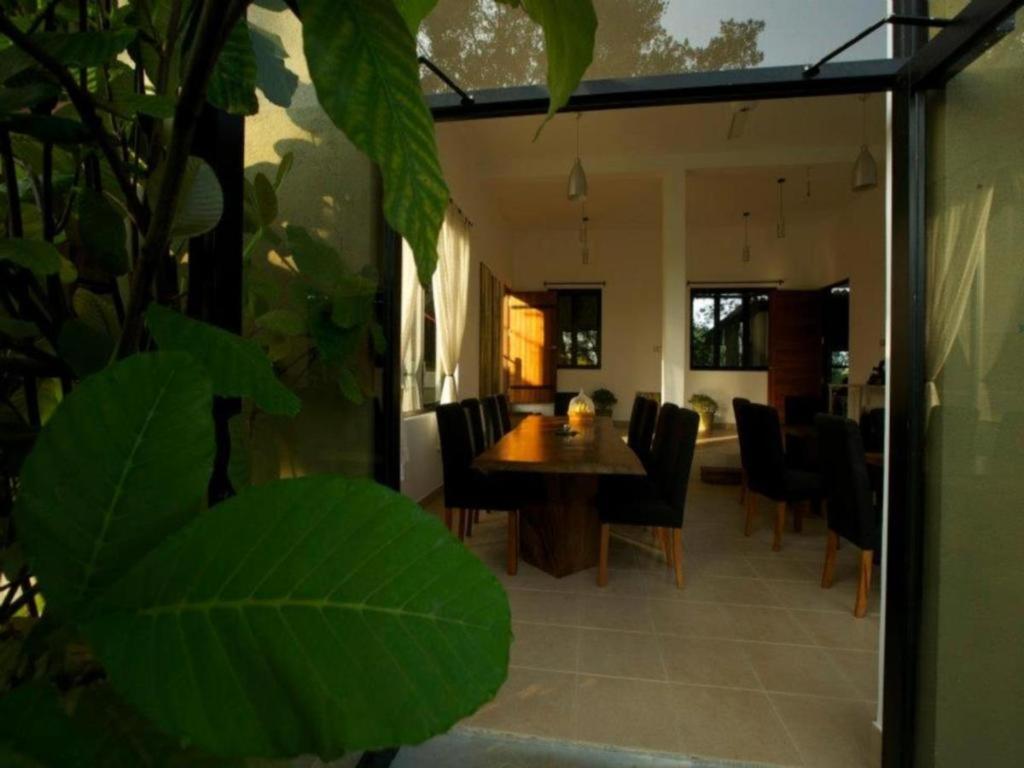 Mangrove Escapes Resort Бентота Экстерьер фото