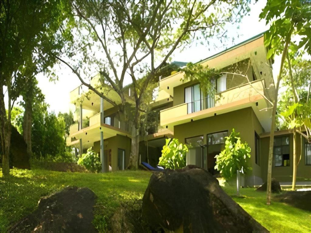 Mangrove Escapes Resort Бентота Экстерьер фото